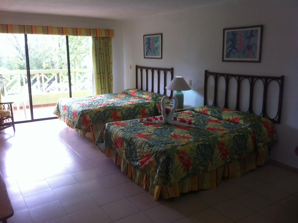 Emotions By Hodelpa Puerto Plata Hotel Room photo